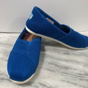 Toms Blue Knit 7.5
